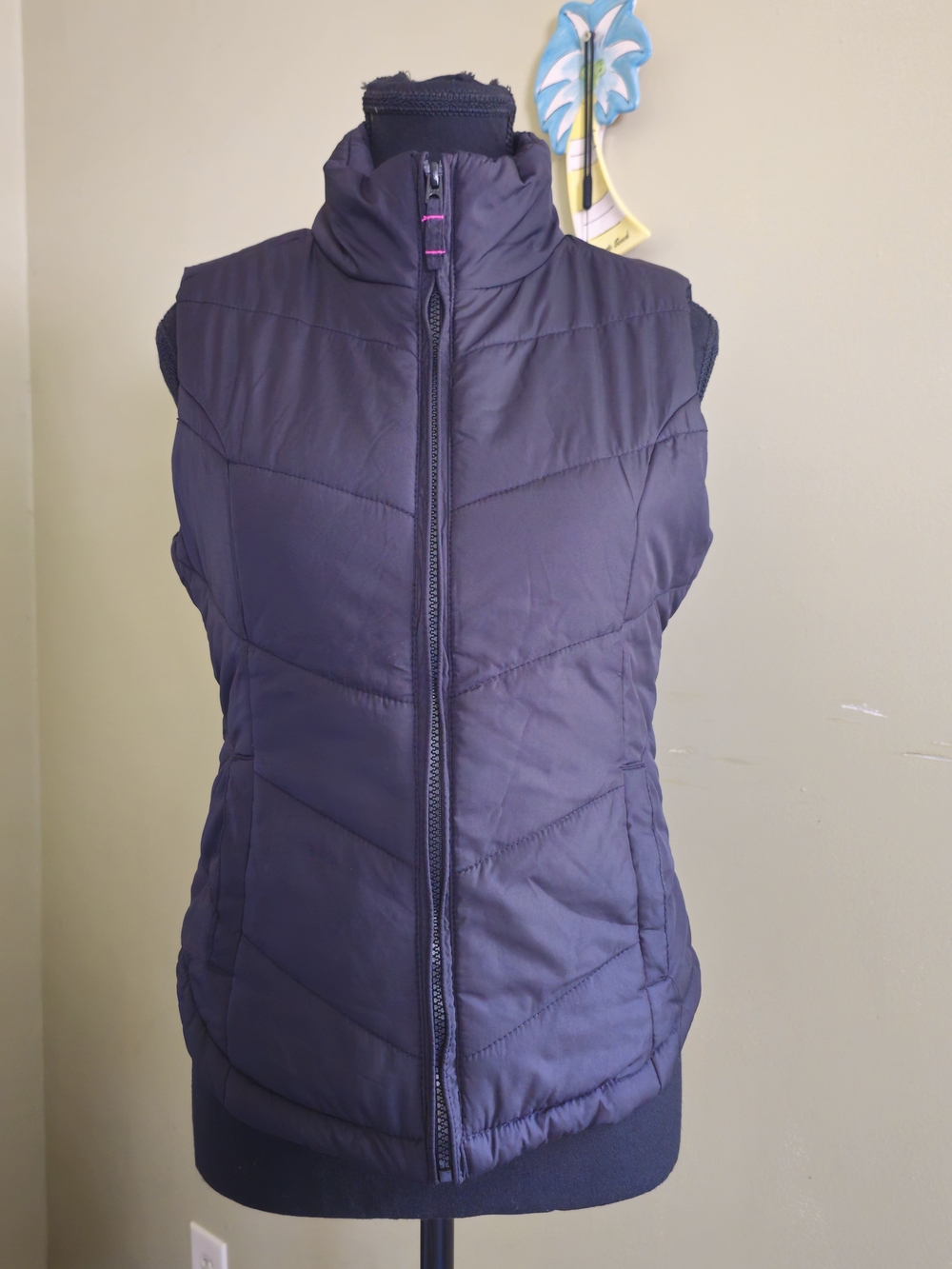 Bundle 7 VEST - Picture 16 of 16